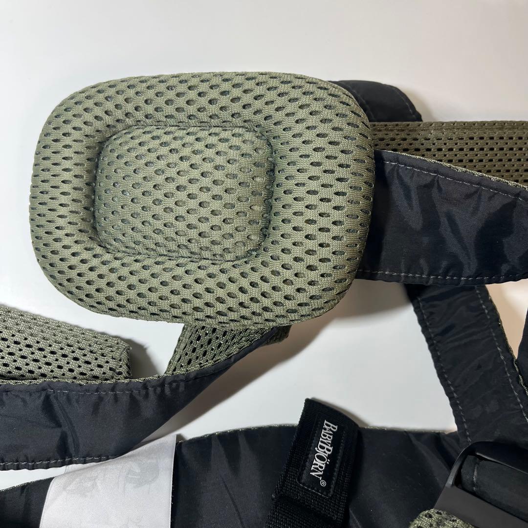 【良品】ベビービョルン　ハーモニー　抱っこ紐　シルバー　ダークグリーン