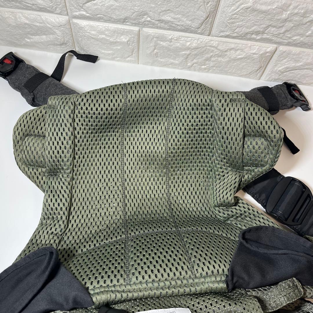 【良品】ベビービョルン　ハーモニー　抱っこ紐　シルバー　ダークグリーン