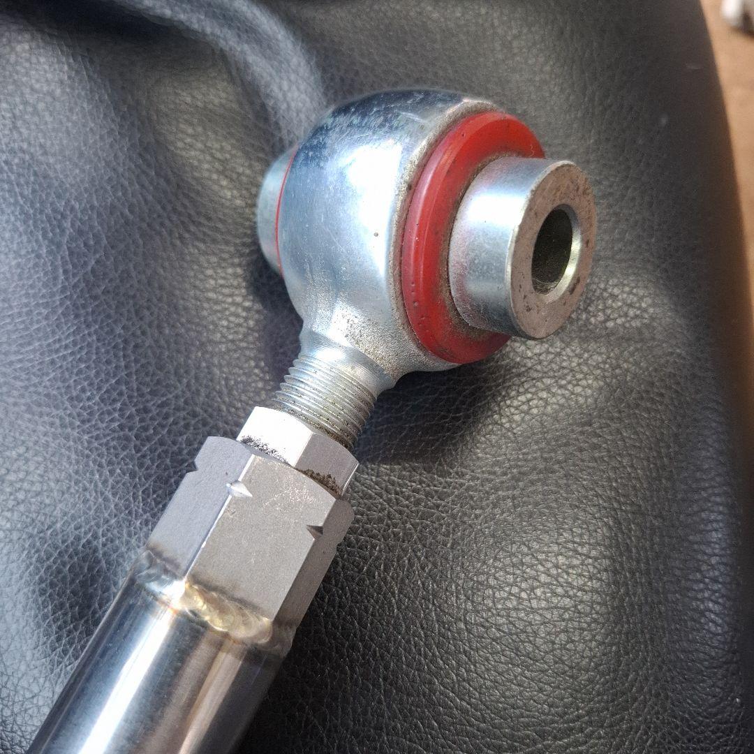 ルーミー 4WD ラテラルロッド 中古