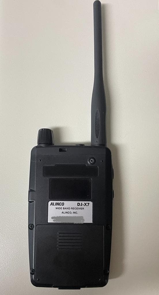 ALINCO DJ-X7　0.1～1300MHz 薄型軽量受信機