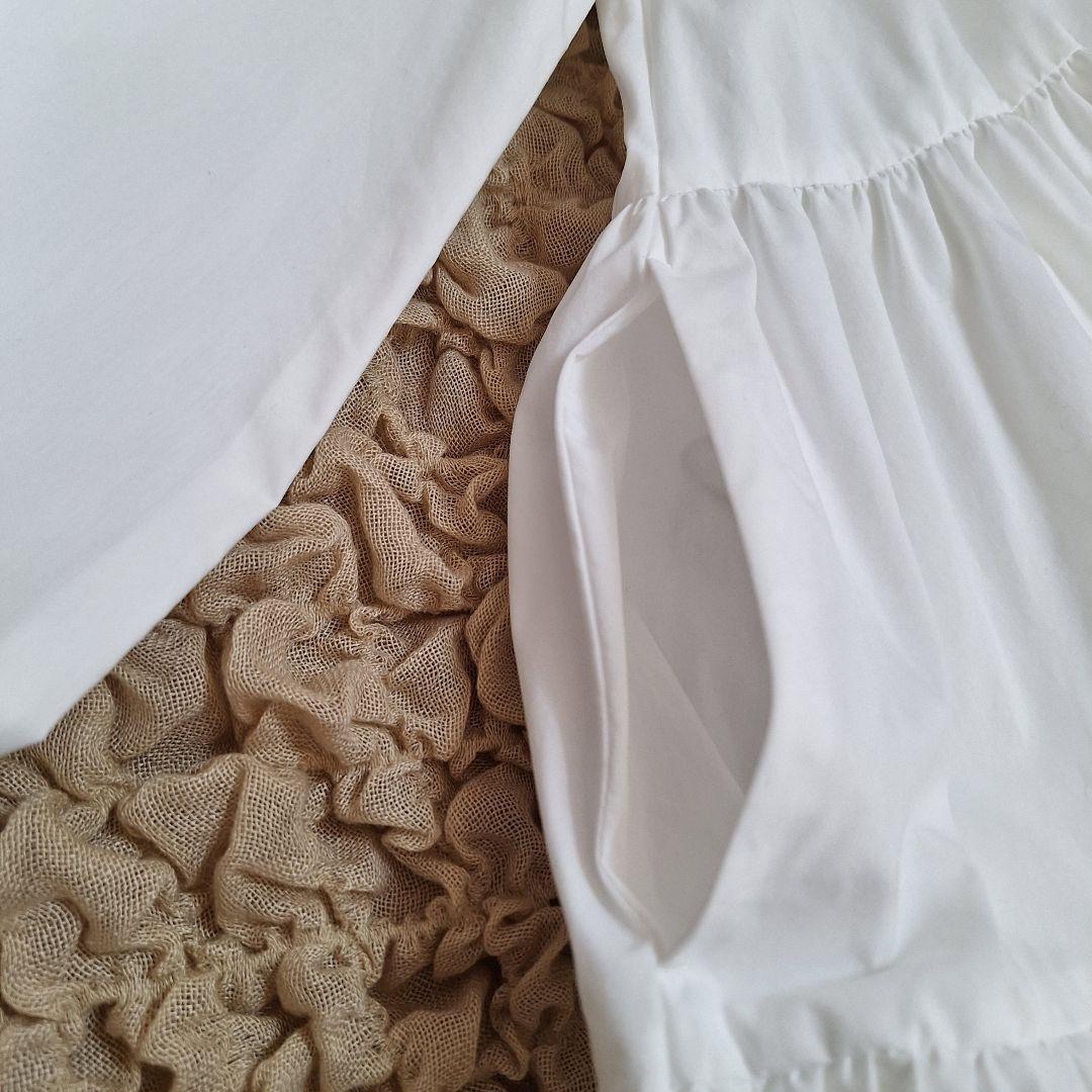 【美品】yori ヨリ　フリルカラーティアードチュニック　ホワイト　フリーサイズ