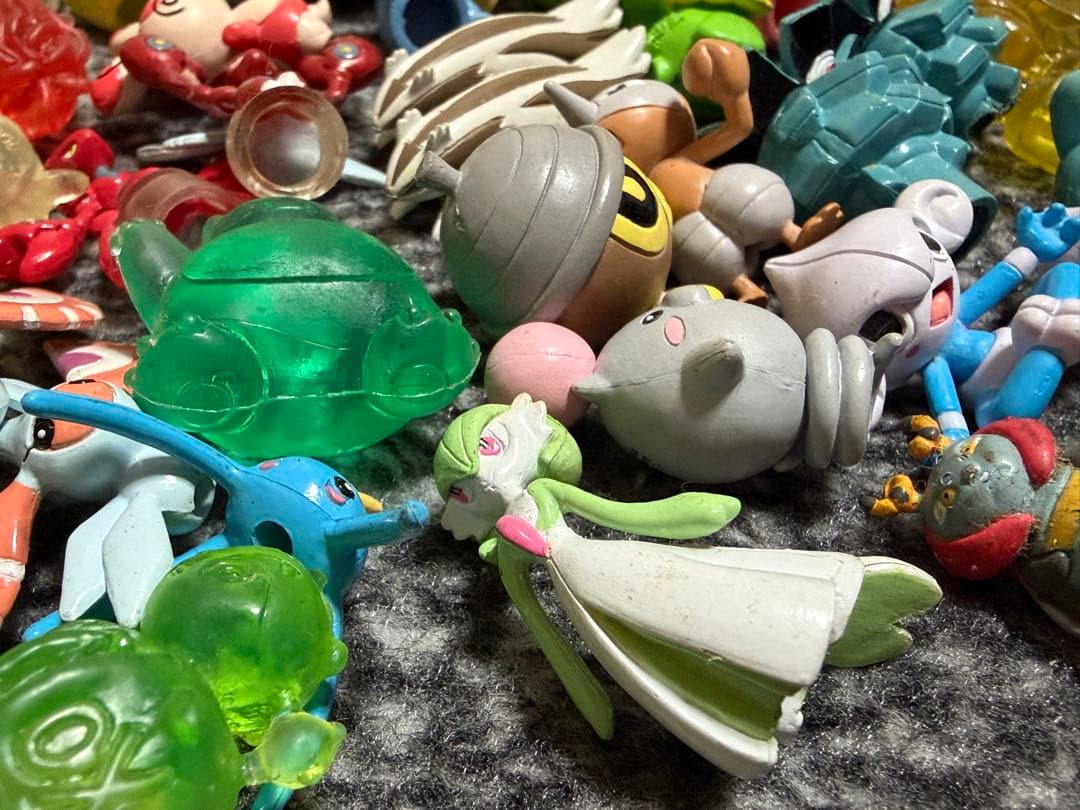 森に生息系ポケモンフィギュア50体以上まとめ売り