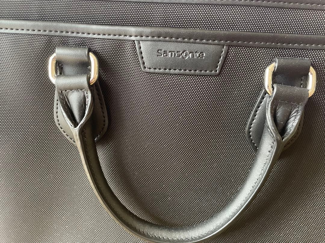 ほぼ未使用品　samsonite ビジネスバック
