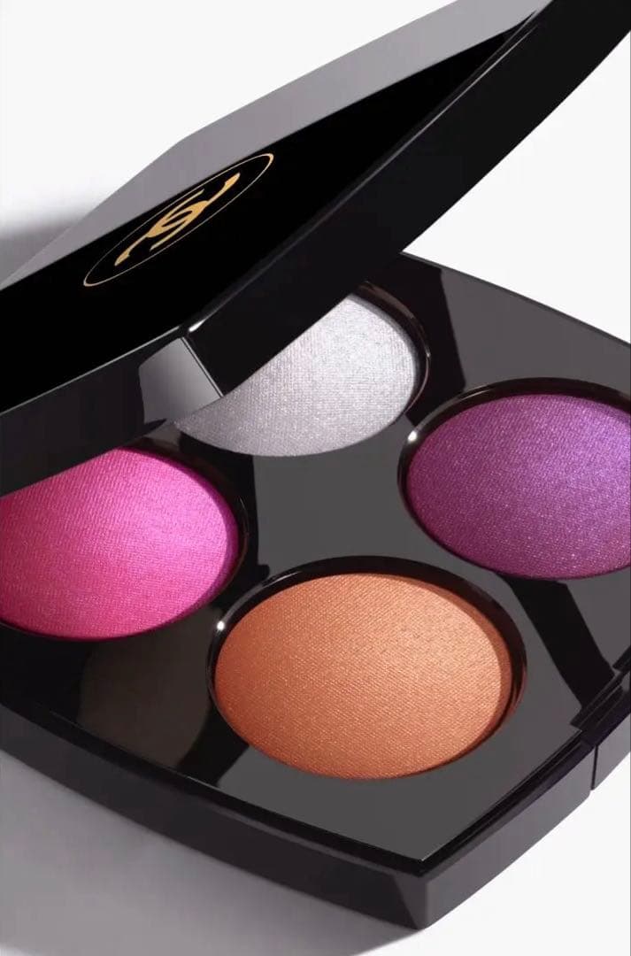 極美品 CHANEL ホリデー 2024 エンチャンテッド ナイト シャネル