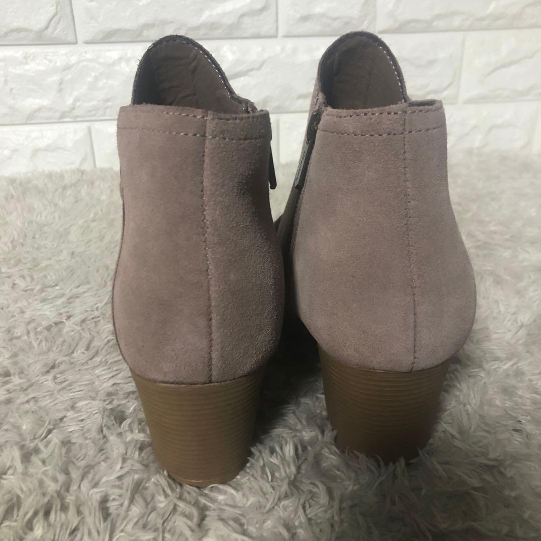 スケッチャーズ　ショートブーツ　メモリーフォーム