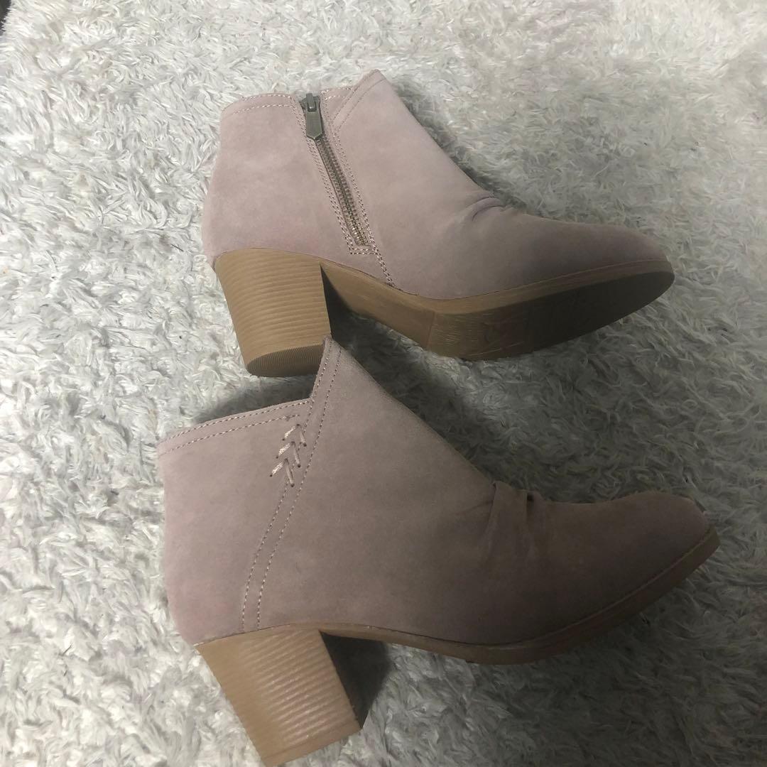 スケッチャーズ　ショートブーツ　メモリーフォーム