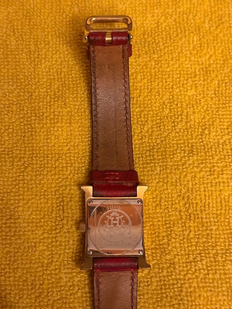 エルメス Hウォッチ ゴールド レッド ステンレススチール レザー