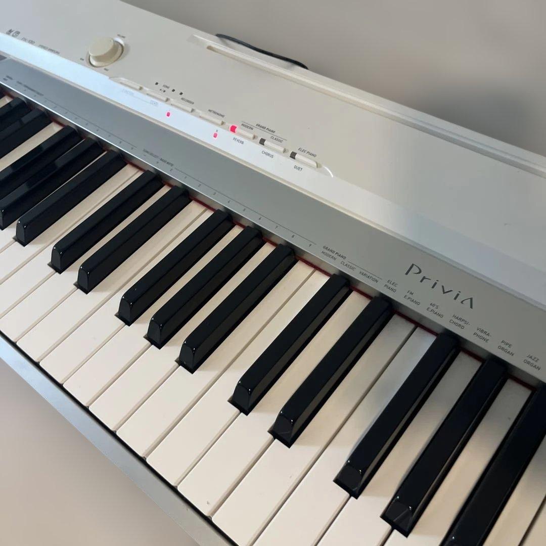 CASIO privia プリヴィア PX-130WE 電子ピアノ ホワイト
