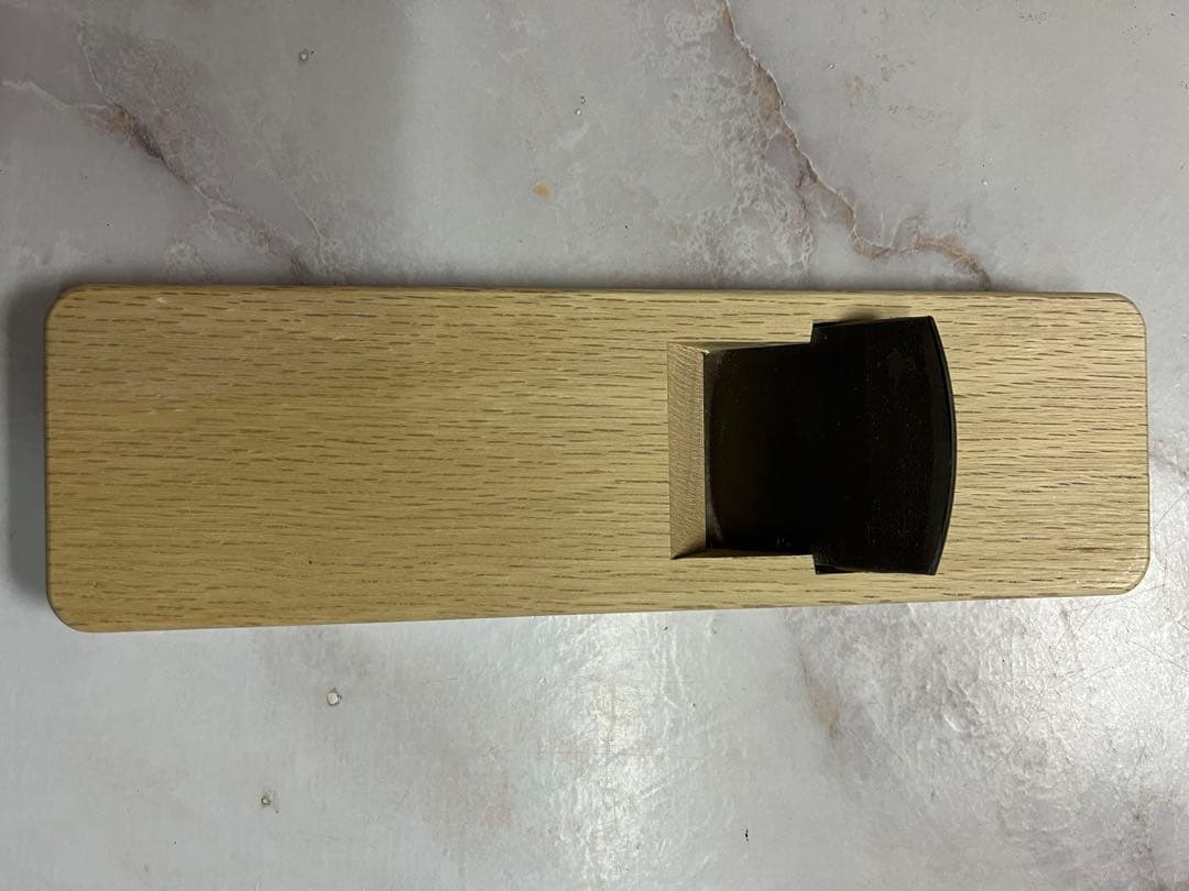 台屋の鰹節削り器　SK×ブナ　「2027年に届いた新品」