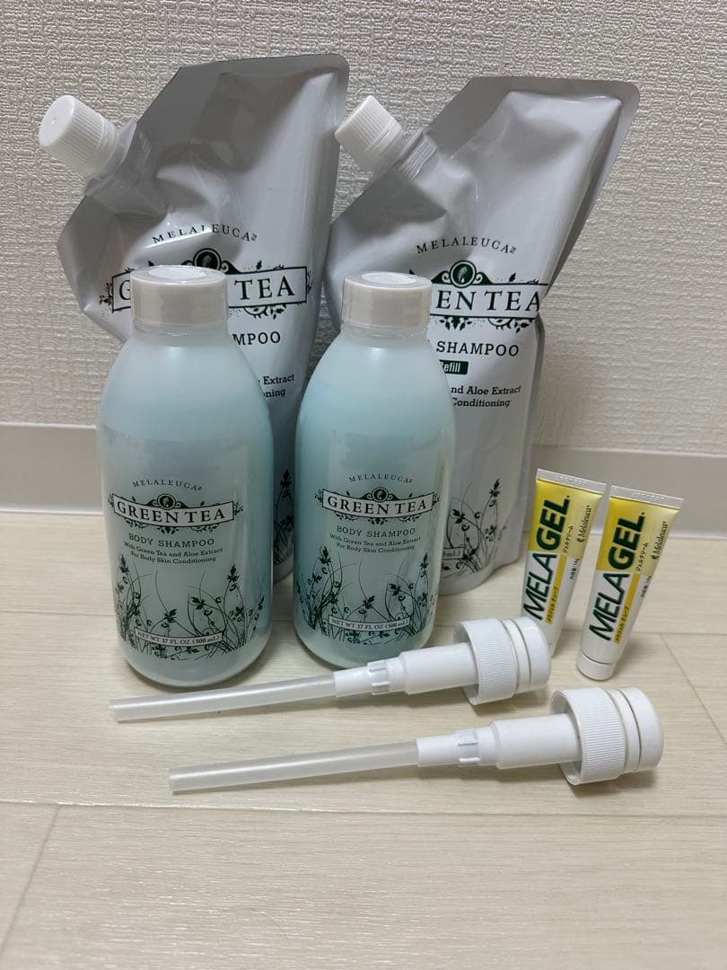 メラルーカ　ボディーソープ詰め替え2つ、ボトル2本、ポンプ2本、メラジェル2つ