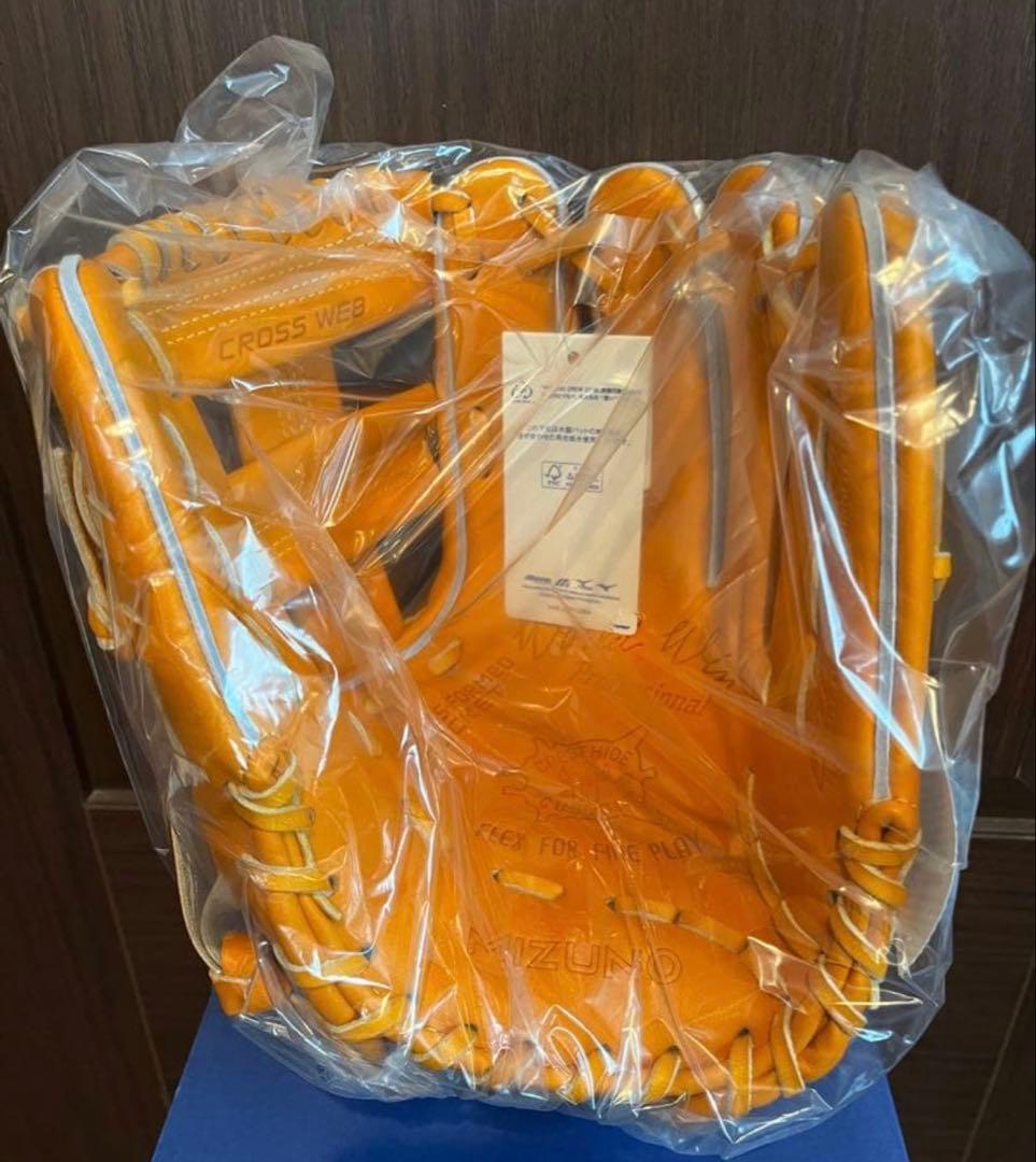 硬式用ワールドウィン復刻版 赤カップ 原辰徳モデル 新品未使用タグ付