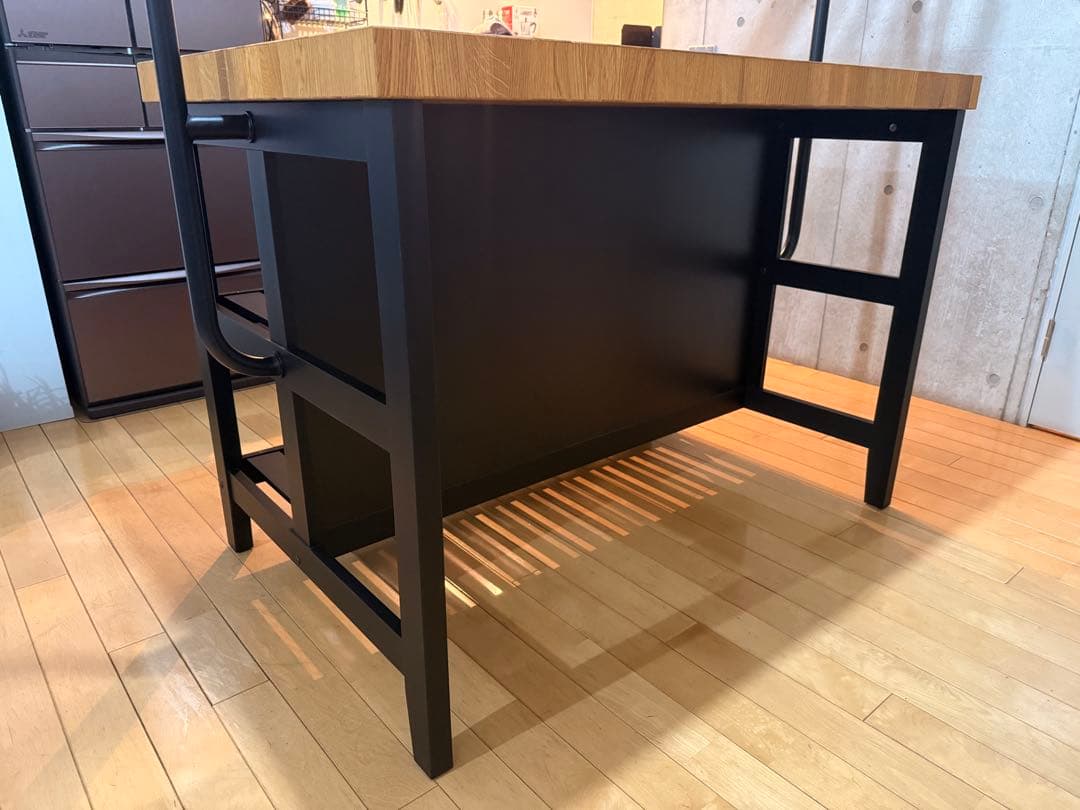 ジミーIKEA VADHOLMAヴァドホルマ アイランドキッチンラック付き