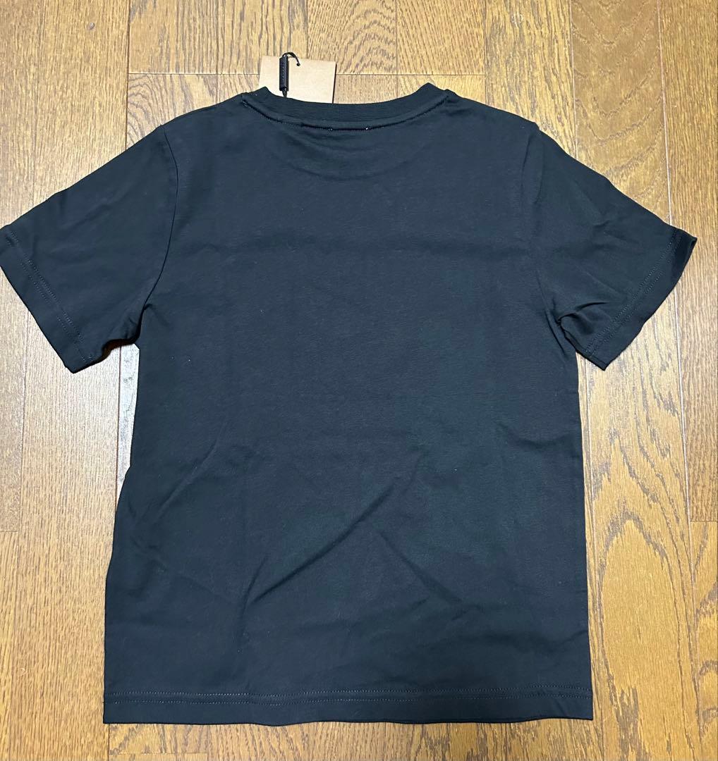 C*O様 新品タグ付き★バーバリー★Tシャツ8Y