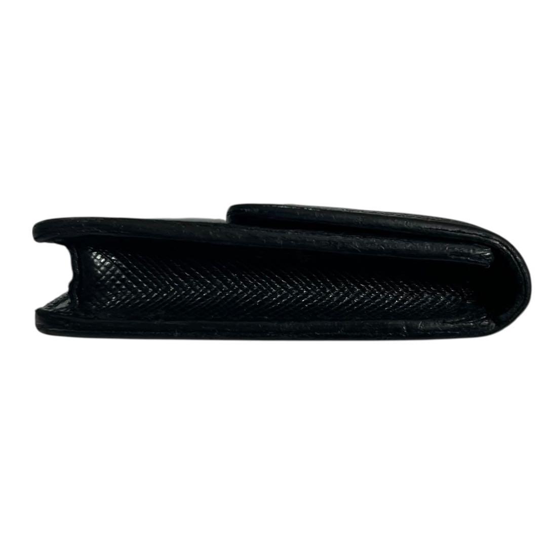 希少✨プラダ カードケース 名刺入れ サフィアーノレザー ロゴ金具 ブラック