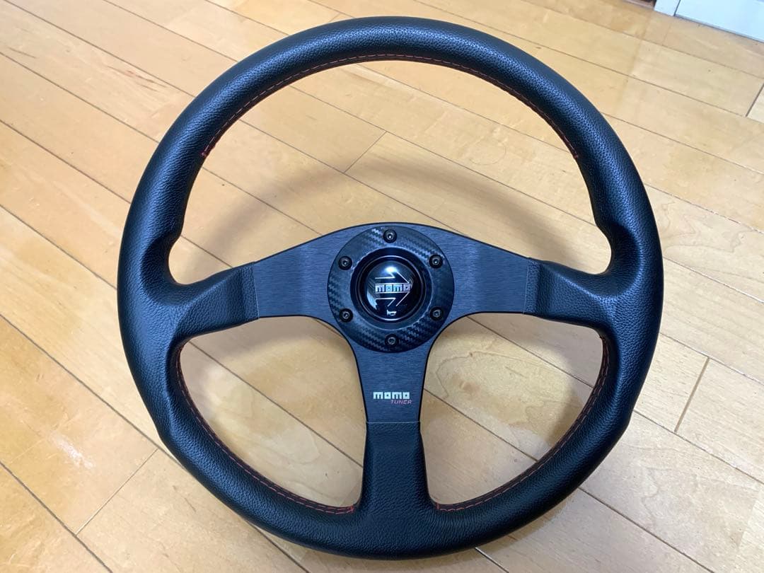 momo TUNER 35φ ステアリング