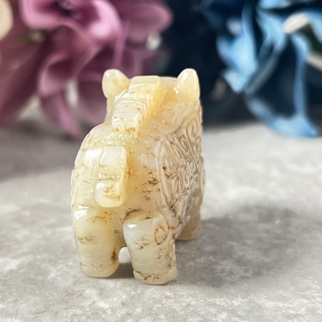 白玉饕餮文根付　提物 吊坠上衣　塑像　老玉　古玉