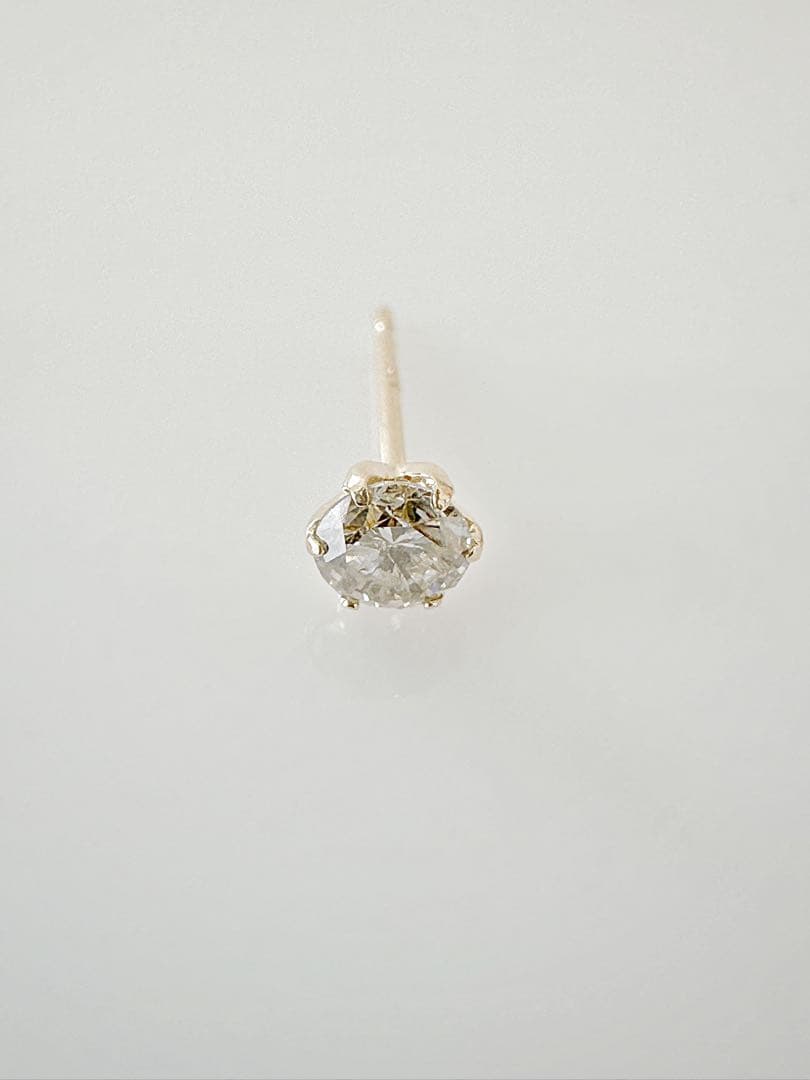K18 天然 ダイヤ 0.15ct 片耳ピアス！①