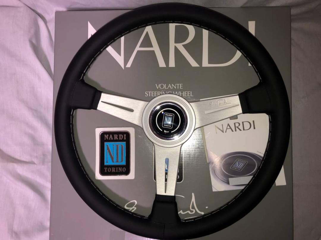 ★ナルディ　NARDI N131 クラシック360　BKレザー＆SILスポーク