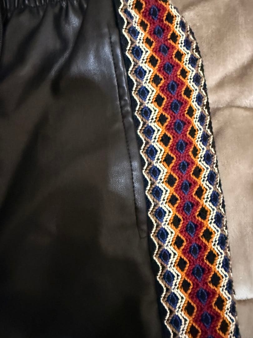 Toironier／トワロニエ　レザーパンツ