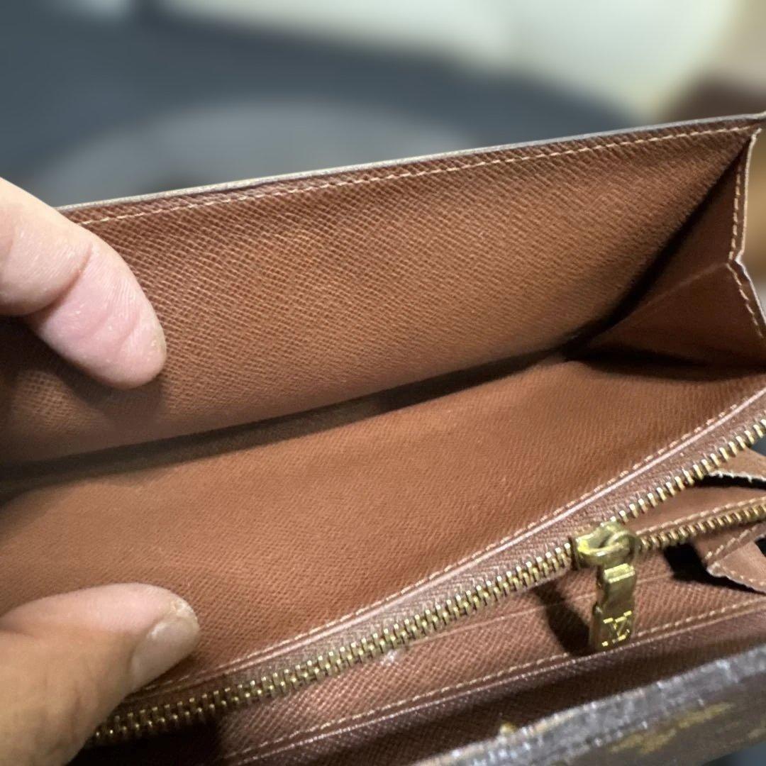 11☆良品♪カード10枚タイプ☆サラ長財布