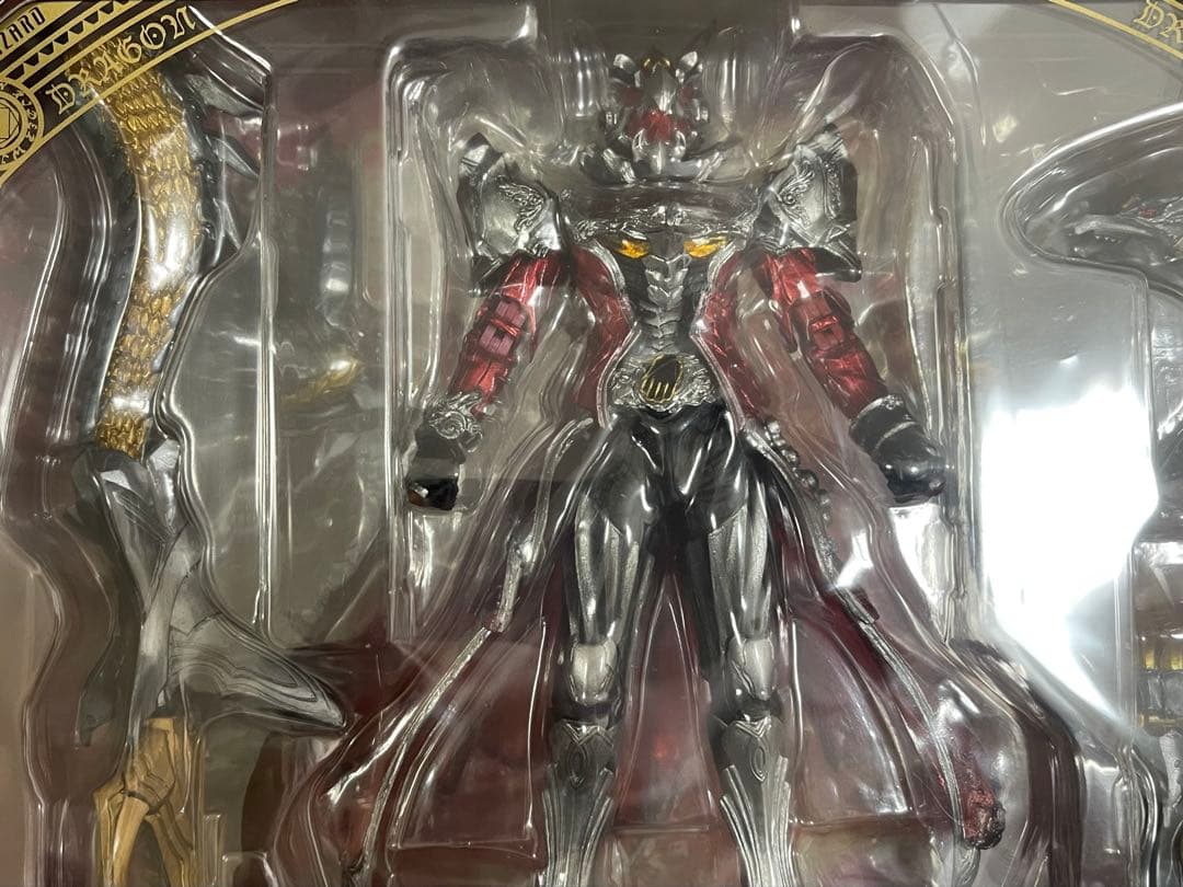 未開封品 S.I.C. 仮面ライダーウィザード フレイムドラゴン＆オールドラゴン