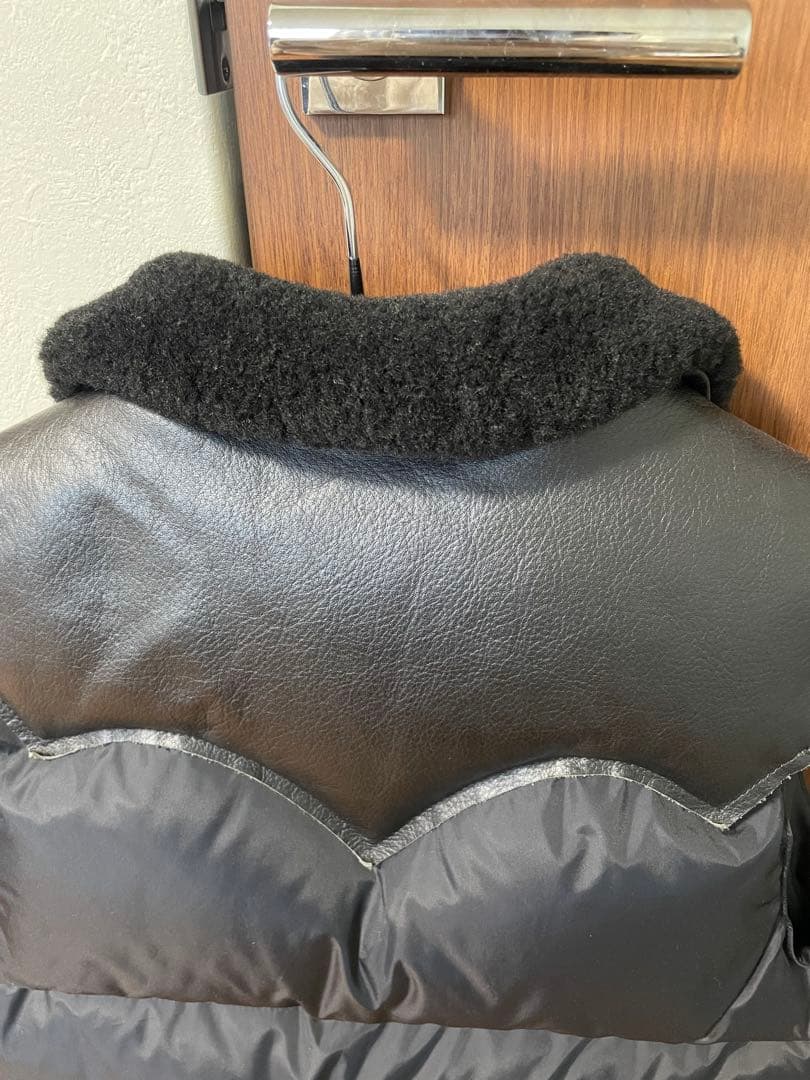 ロッキーマウンテン ビームス ダウンベスト ブラック 36