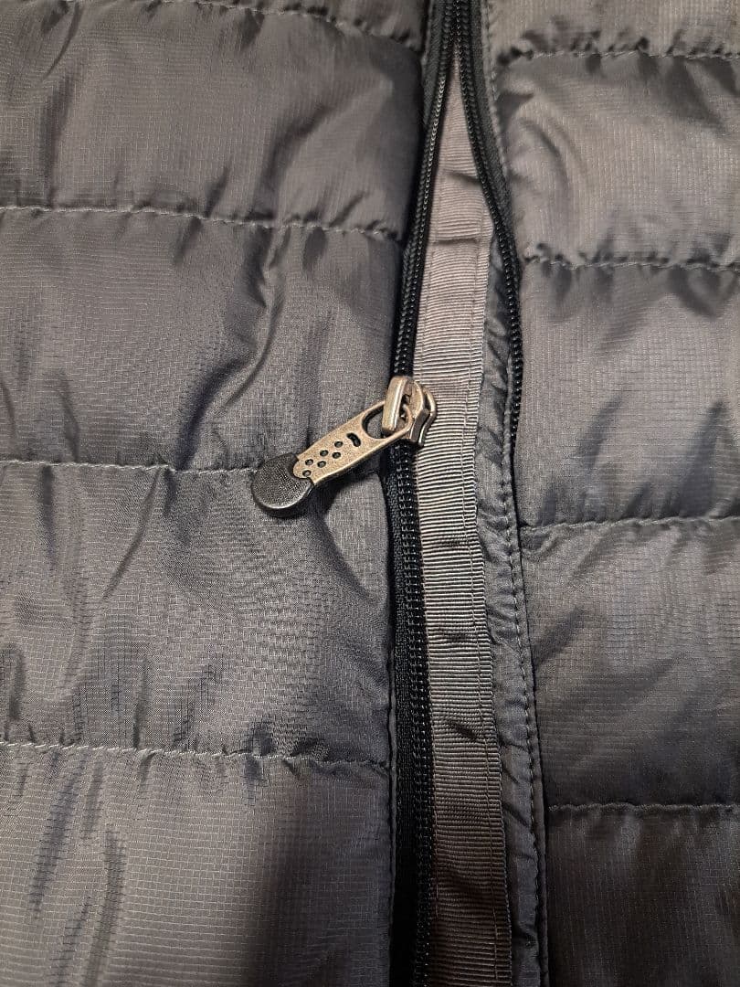 Patagonia パタゴニア　ダウンセーター　ダークグレー　Mサイズ