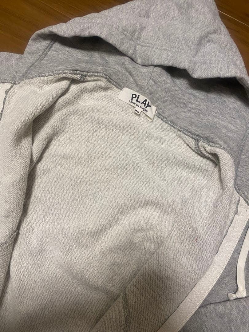 美品♡コムデギャルソンプレイ　レディースXSパーカー