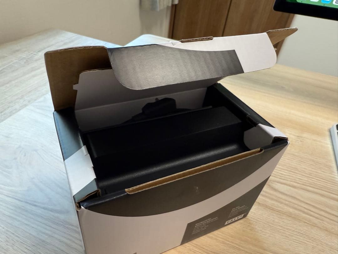 新品同様Steam Deck Dock 純正 Valve スチームデック ドック