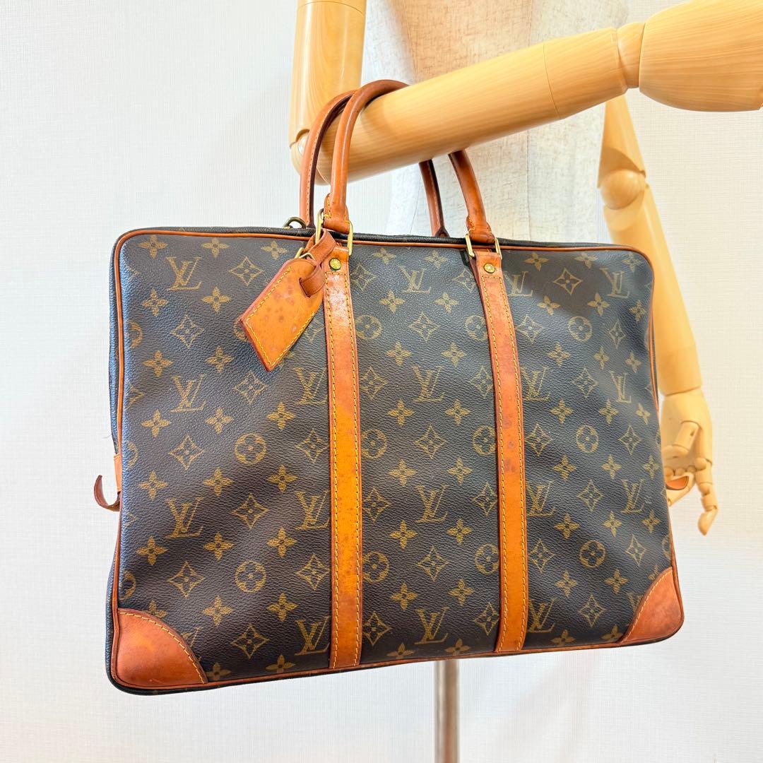 ■美品■LOUIS VUITTON ルイヴィトン モノグラム ポルトドキュマン