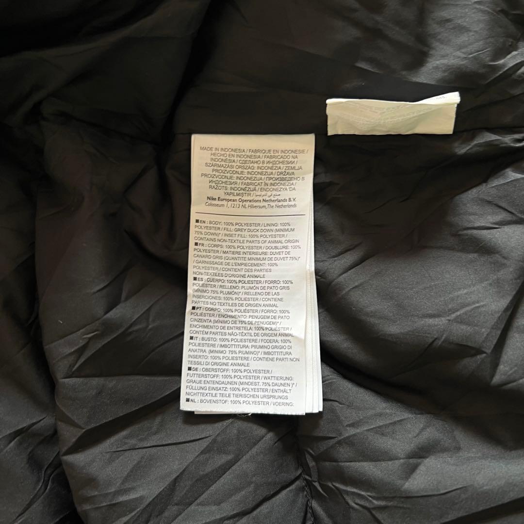 NIKE ブラック ダウンベスト スウォッシ　ワンポイントロゴ　肉厚　XL