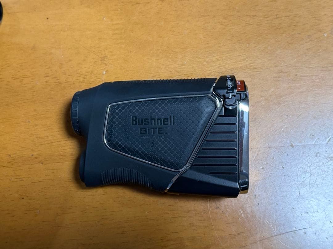 Bushnell ピンシーカープロXプラスジョルト　ゴルフ用距離計