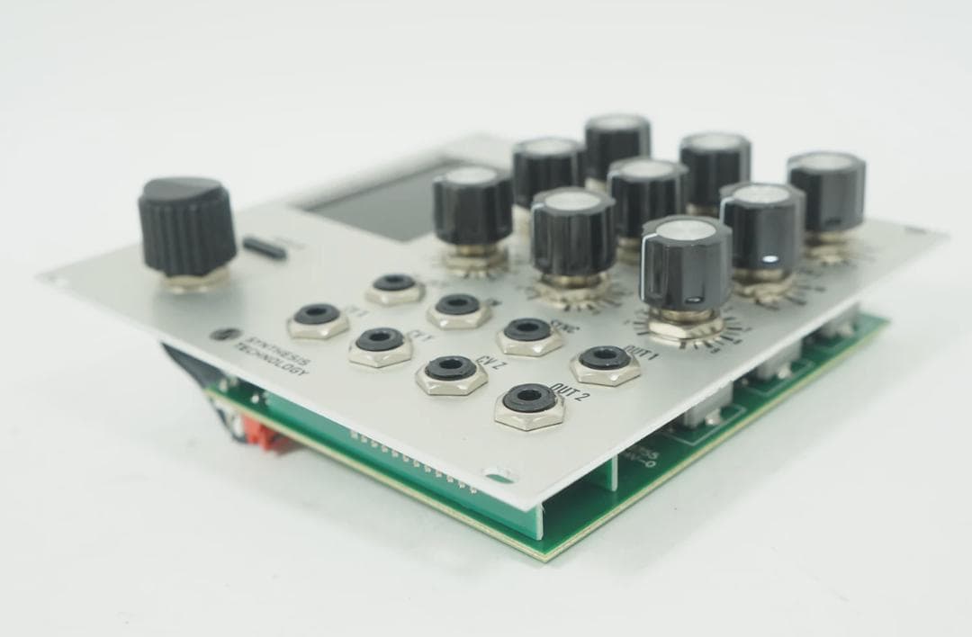 DTM・DAW e352 cloud terrarium