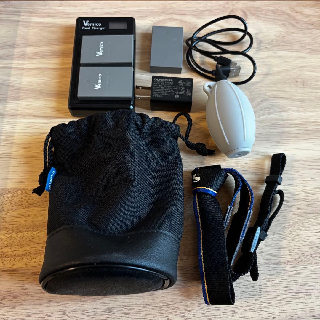 【美品】OLYMPUS OM-D E-M10 Mark IV レンズ付き