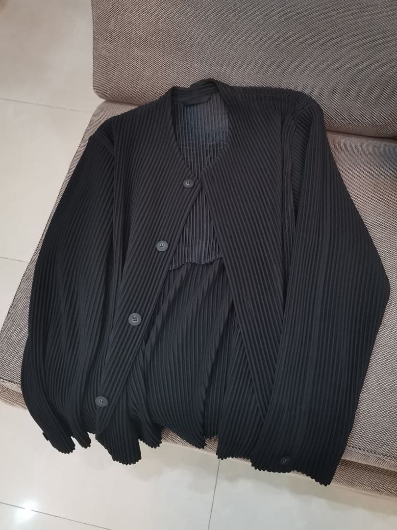 HOMME PLISSE ISSEY MIYAKE ジャケット ブラック