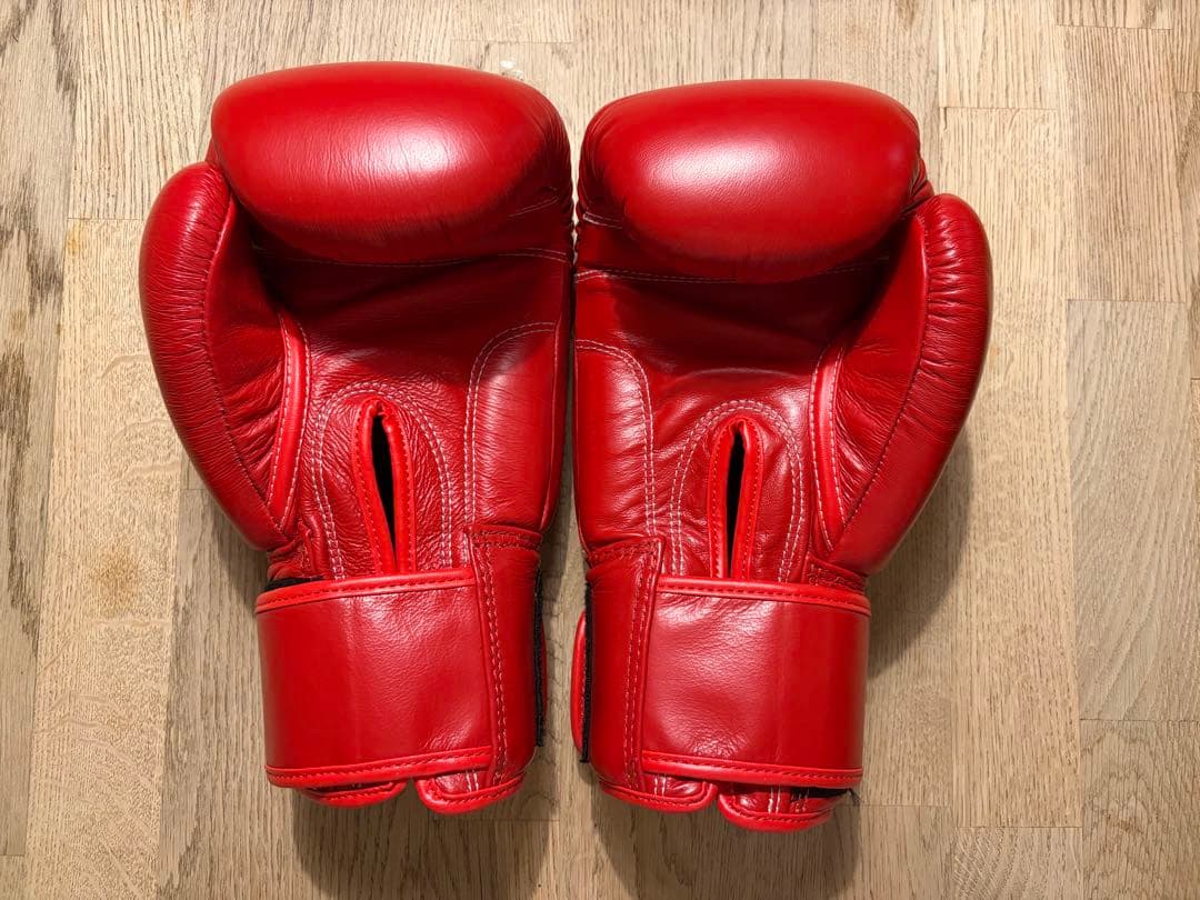 や*ょ様 WINDY ボクシンググローブ 赤