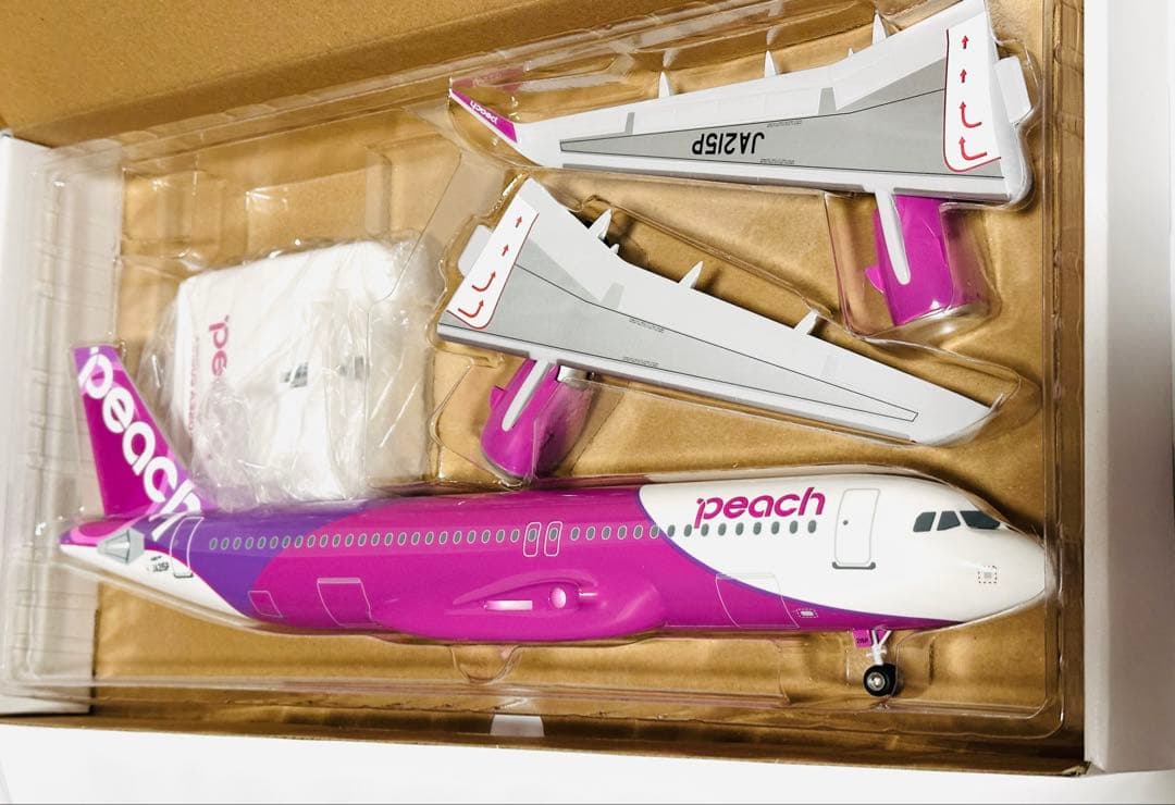 クロスウィング 1/100 Peach A320neo (Ever Rise製)