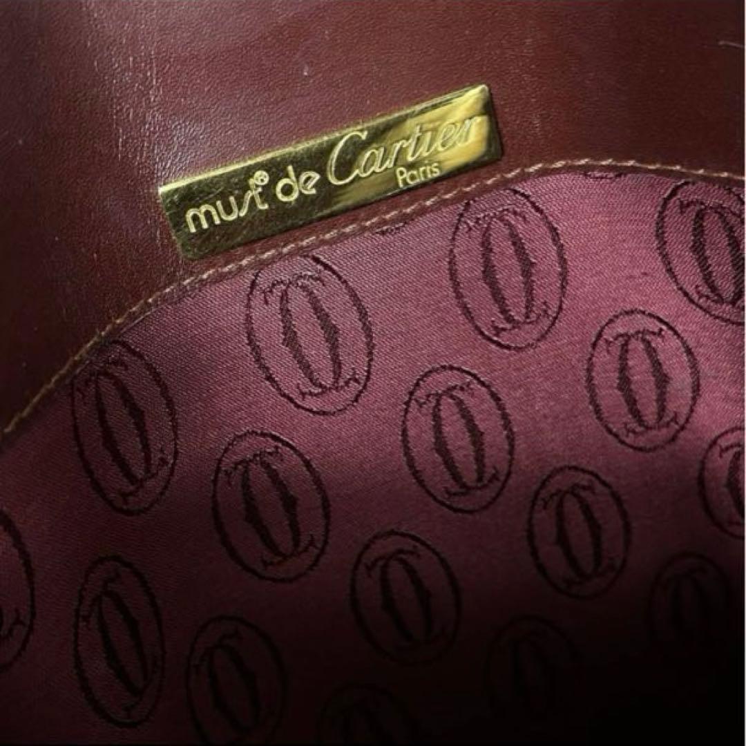 Cartier カルティエ　バーガンディ レザー ショルダーバッグ