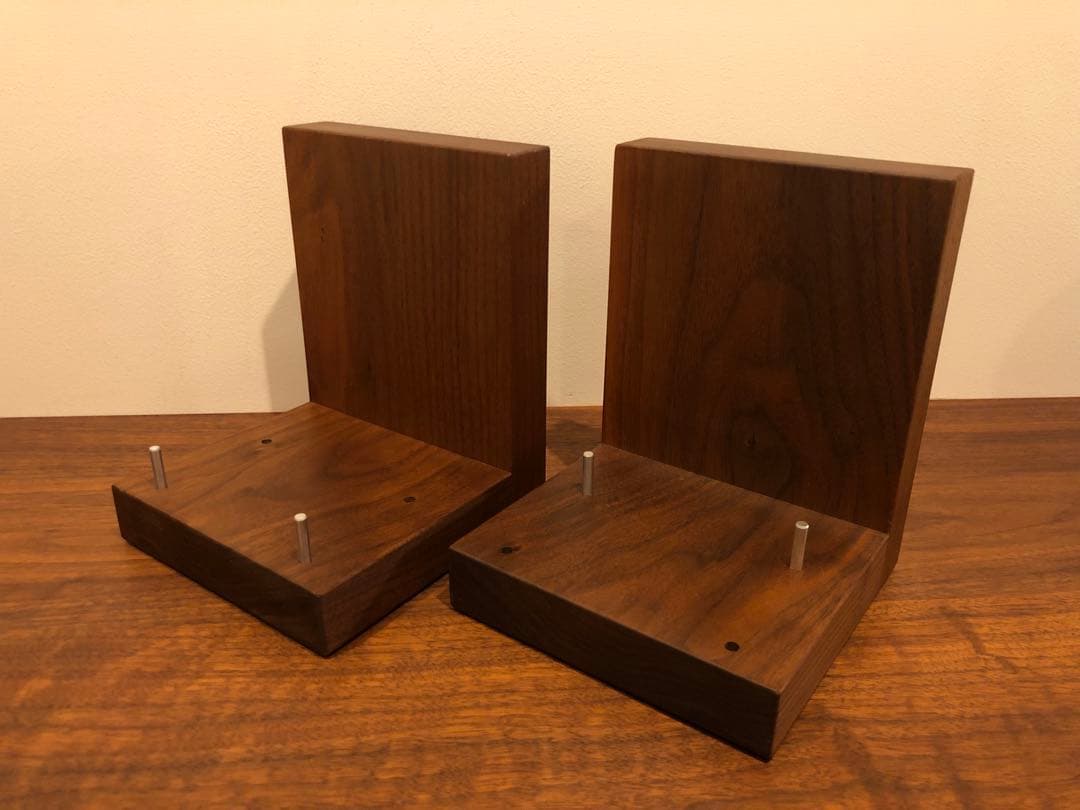 ブックエンド（ウォールナット無垢）