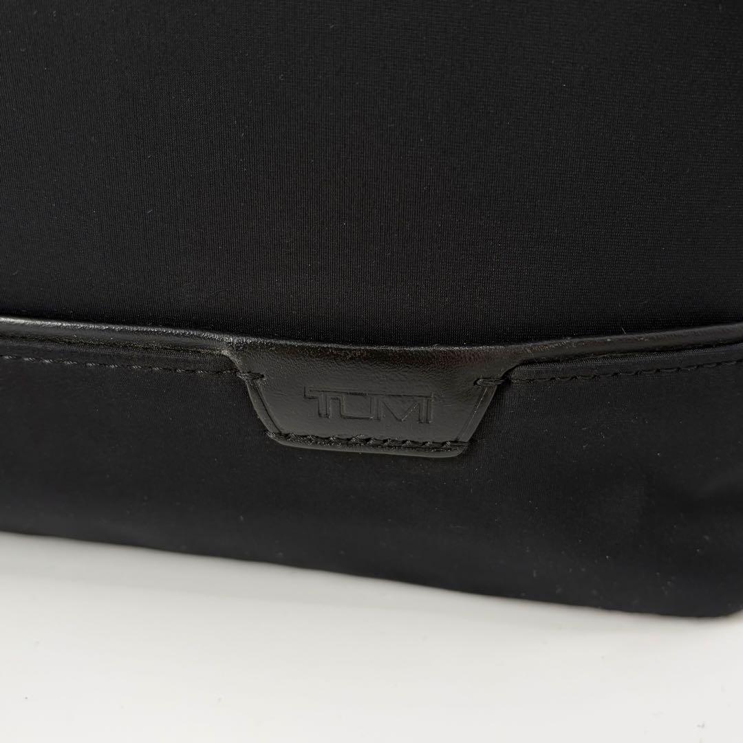 【美品】トゥミ ビジネスバッグ ハリソン バーンズブリーフ スリム ブラック