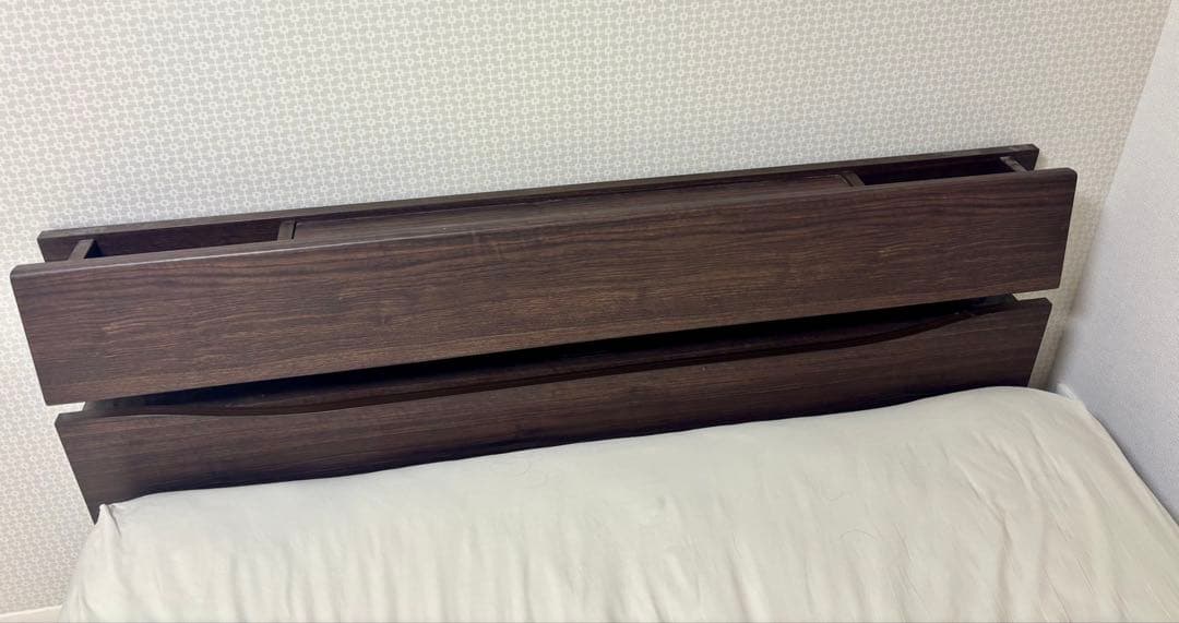美品 ドリームベッド ウレルディ2758 クイーン 棚・照明・コンセント・引出付