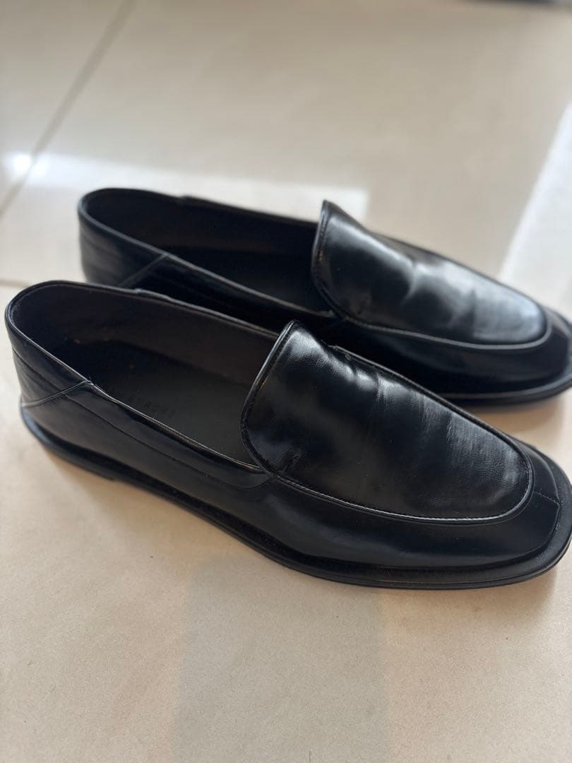 ADAM ET ROPE' ミニマルデザインローファー　23.5㎝　ブラック