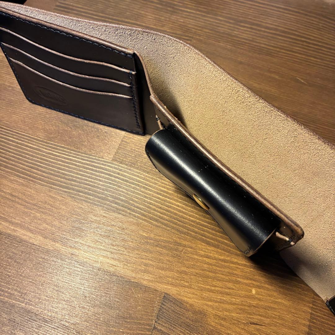 トラッカーウォレット　ハーフタイプ　ホーウィン社　クロムエクセル　二つ折り