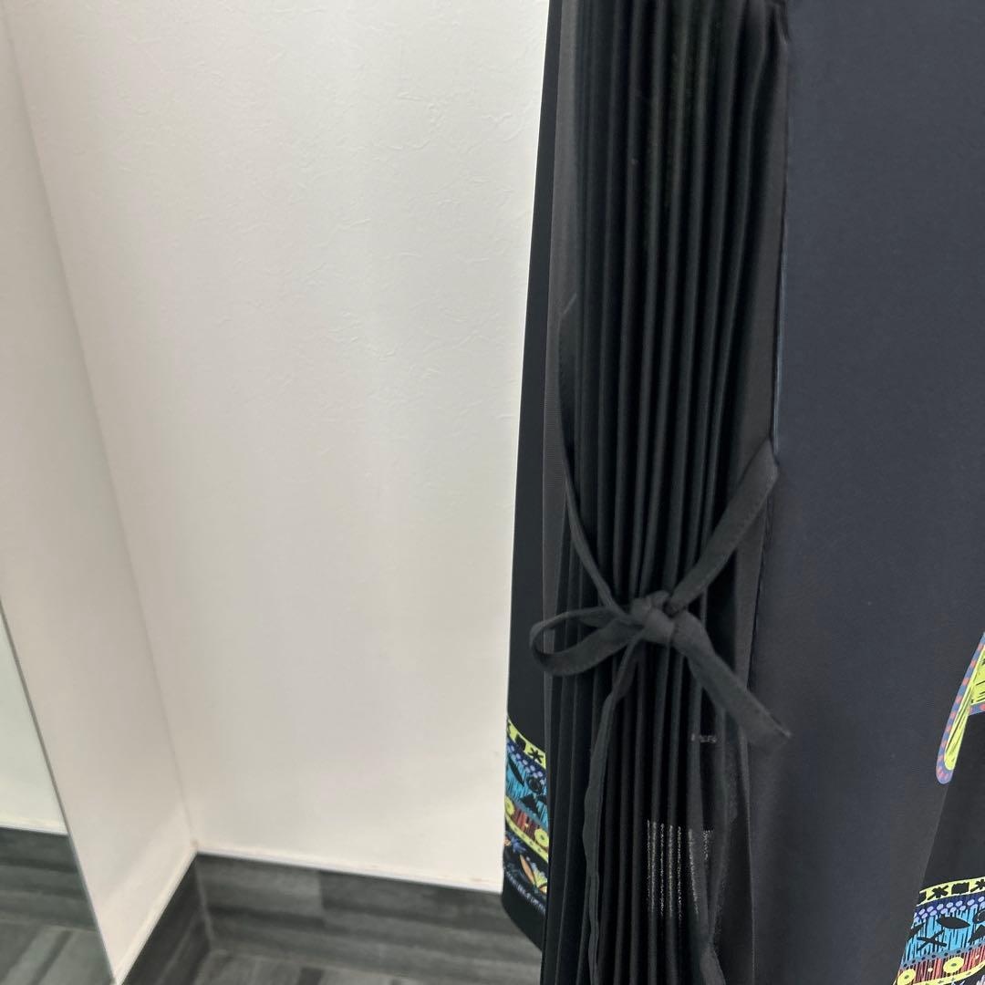 長袖チュニック 抽象模様 黒