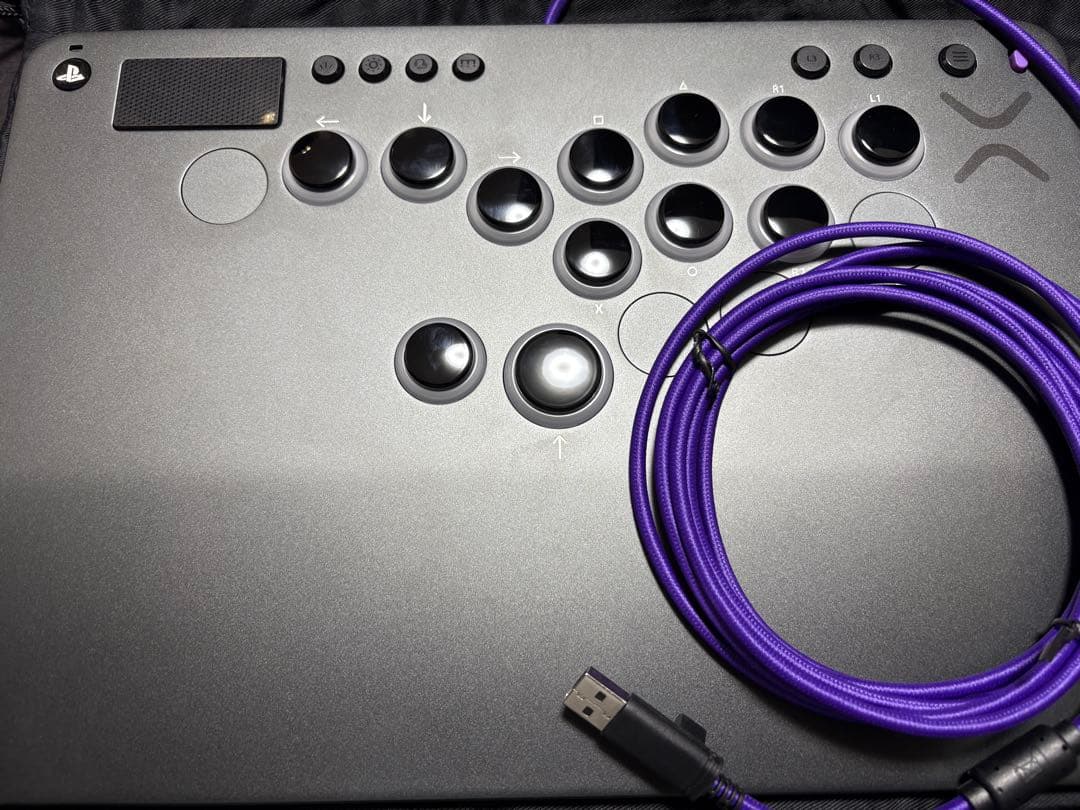 Victrix PRO KO アーケードスティック