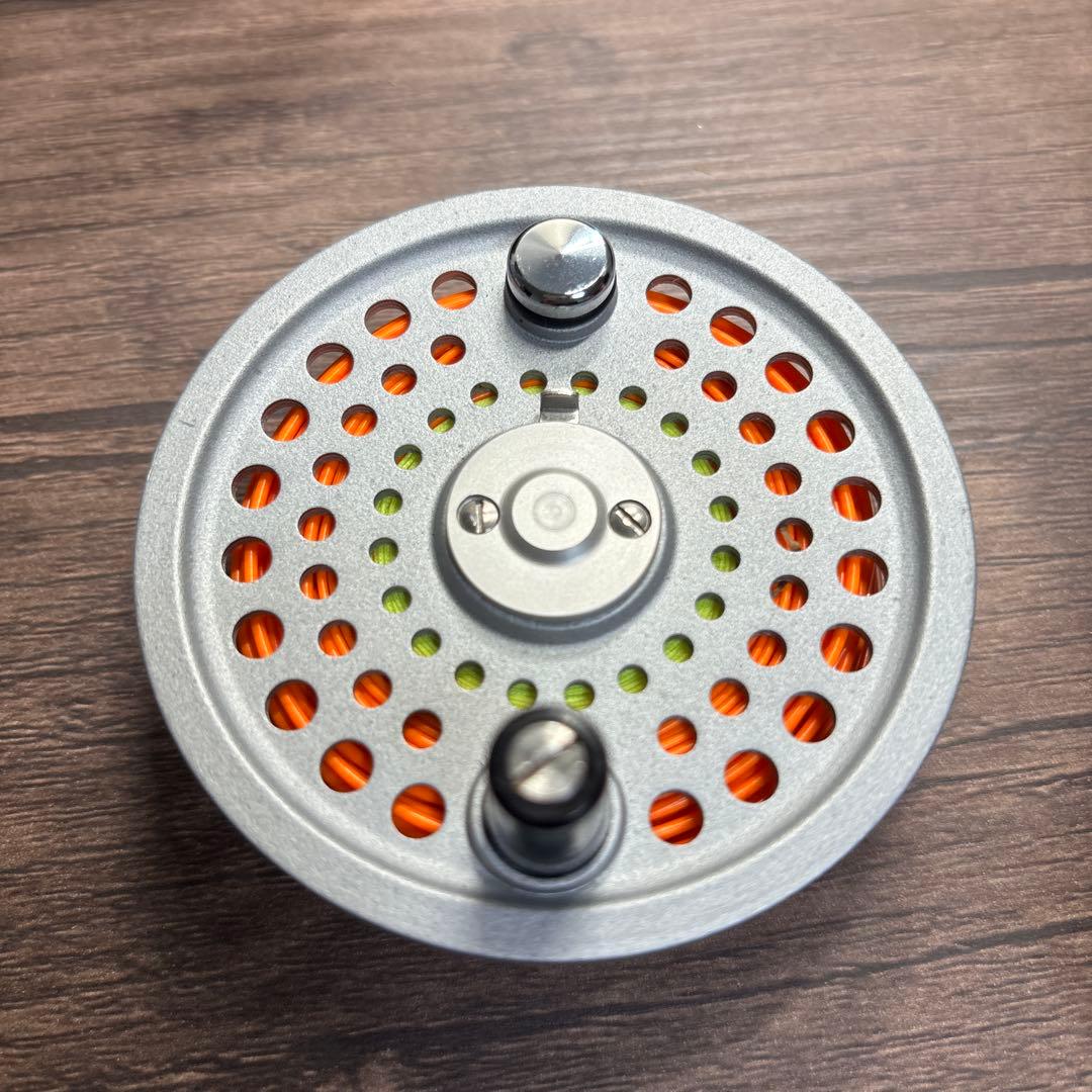 BATTENKILL Silver Series DISC 5/6 フライリール