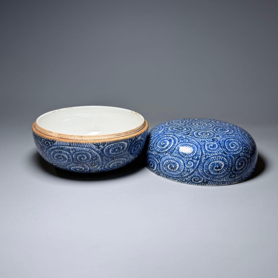 1800年前後　染付蛸唐草蓋物　飴入　インテリア　癒しの造形美