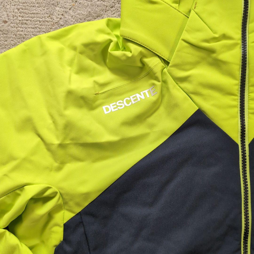 DESCENTE フード付きスキーウェア上下