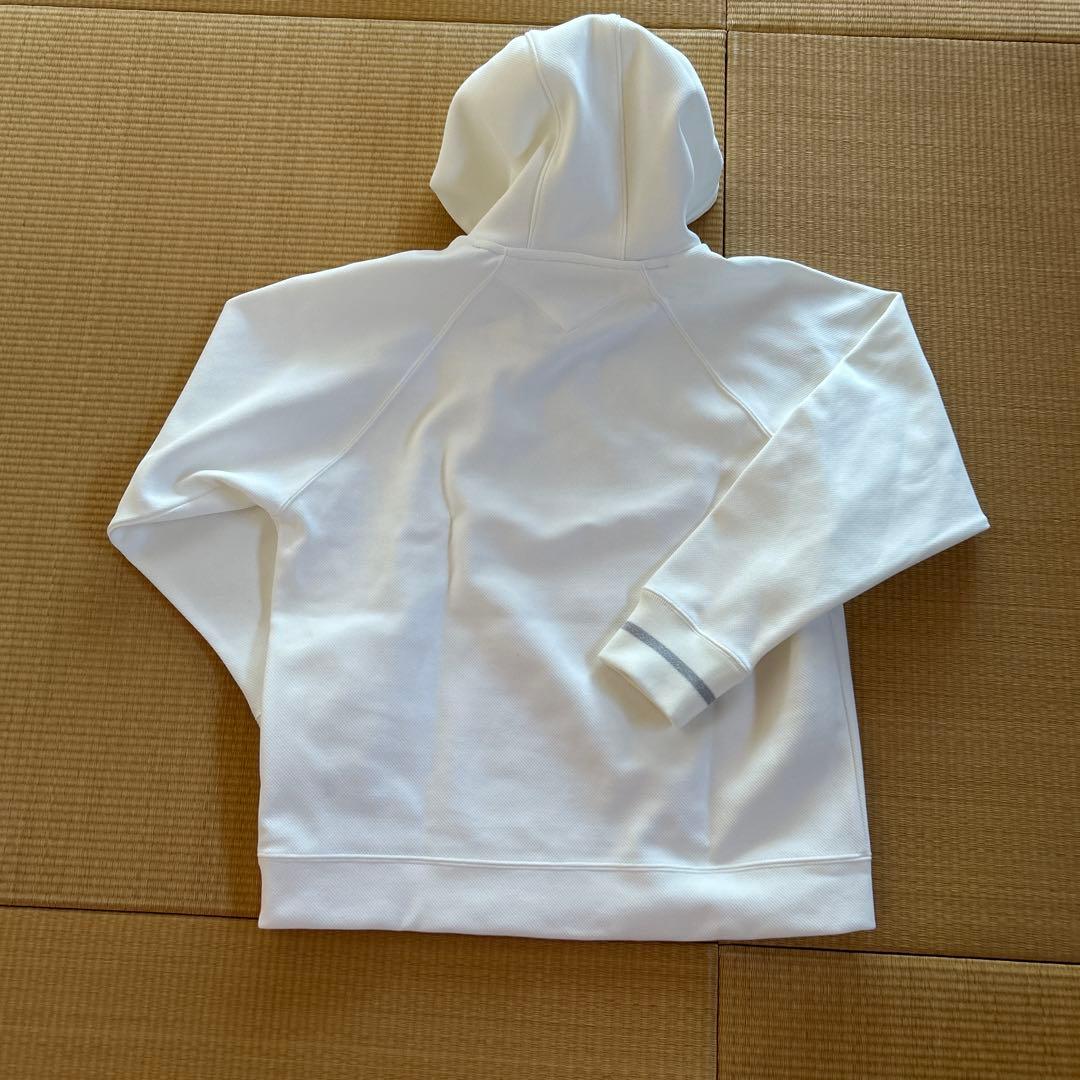 トミーヒルフィガー ゴルフ　レディース トレーナー　新品未使用