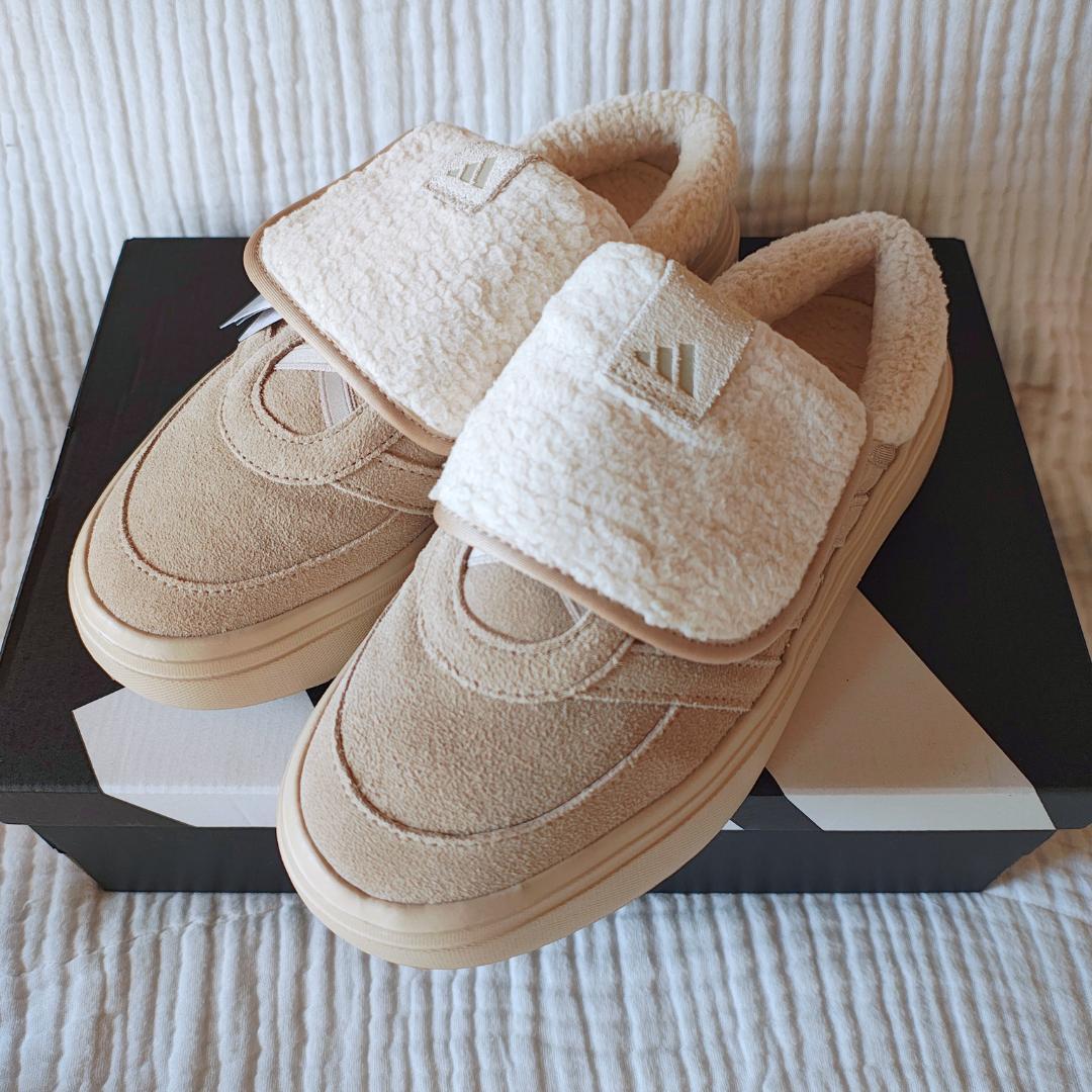 激レア✨ 韓国限定 adidas グランドコートミュール 24.5 ベージュ